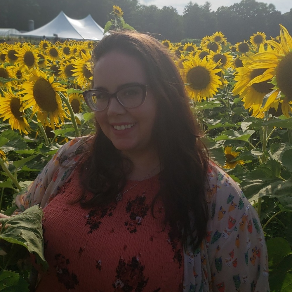 Meet your Posher, Nina Laureen